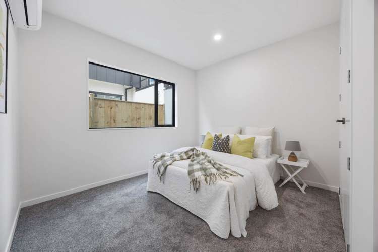 8 Mill Hill Close Flat Bush_51