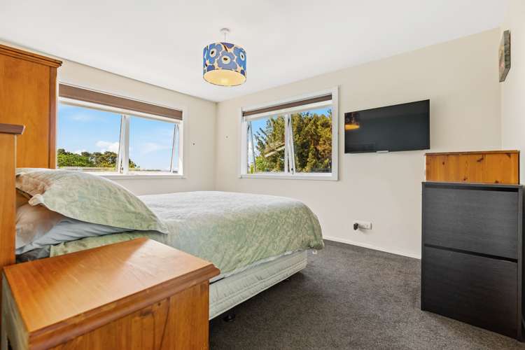 9 Lancewood Avenue Titirangi_18