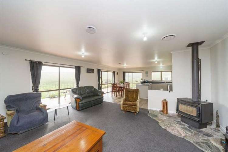 52 Denby Road Hawera_2