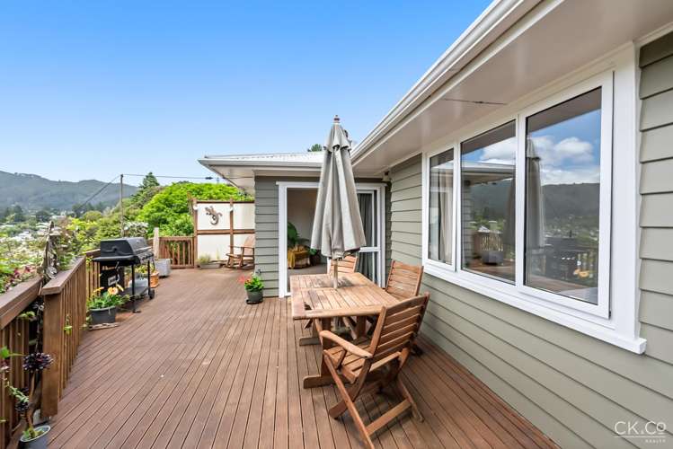 67 Bird Grove Stokes Valley_11