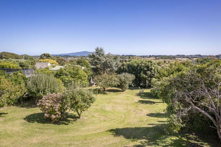 61 Huia Street Waikanae_13