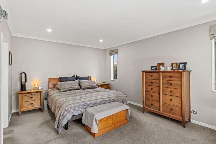 144 Hussey Road Northwood_16