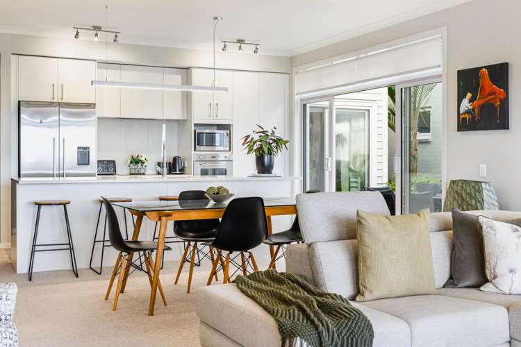 6 Sunshine Terrace Orewa_9
