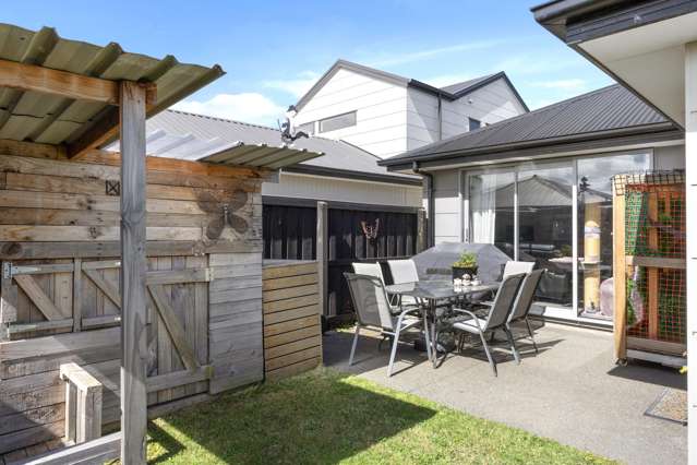 7 George West Square Wigram_1