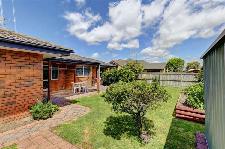 17 Edenpark Drive Rototuna North_20