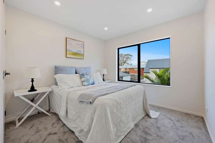 Lots 2-5/44 Bradbury Road Botany Downs_36