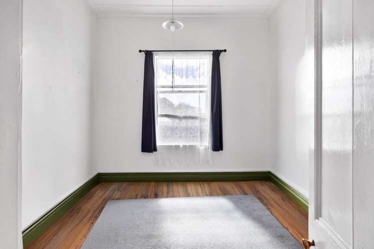 176 Glover Road Hawera_12