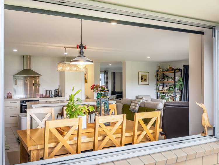 9 Riverside Way Amberley_4