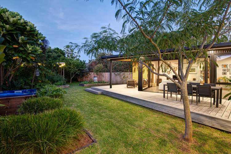 59 The Circle Manly_10