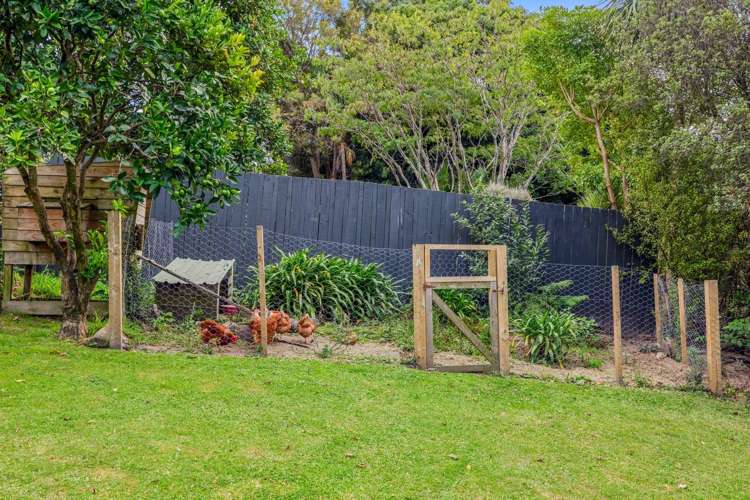 8 Lochinvar Place Hairini_16