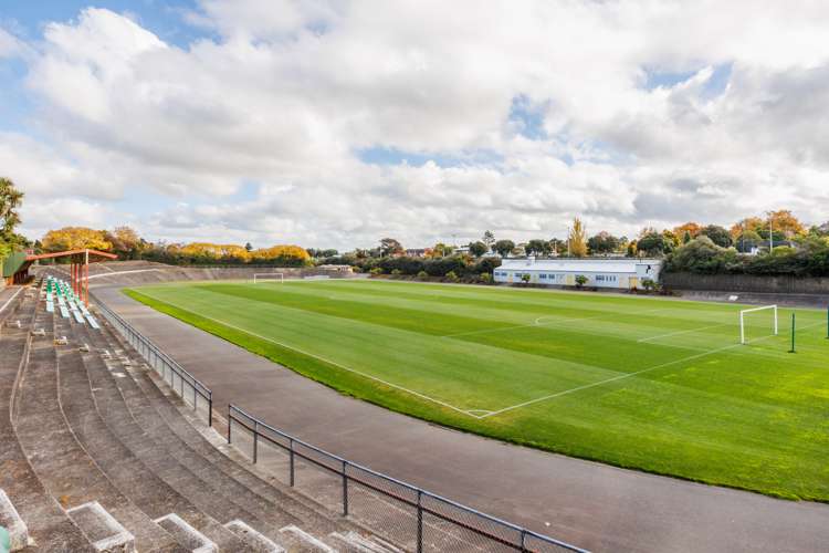 45 Frederick Street Terrace End_11