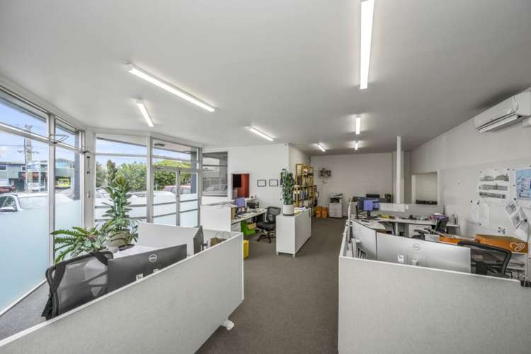 2/110 Mays Road Onehunga_6