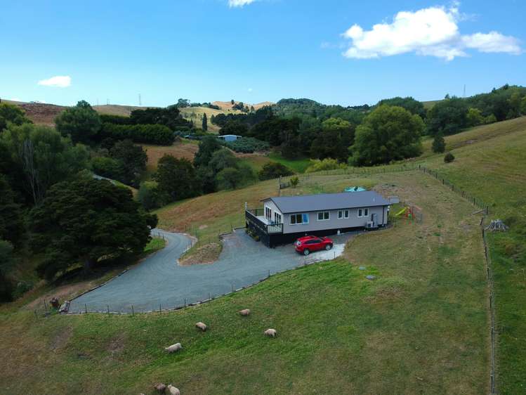 66 Puriri Glade Maungaturoto_31