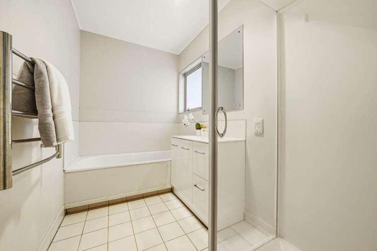 2/100 Aberdeen Road Campbells Bay_14