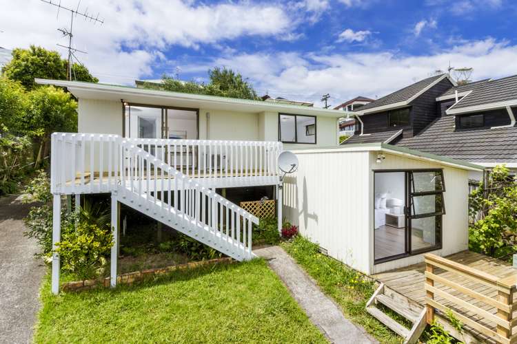 1/144 Sunset Road Unsworth Heights_15