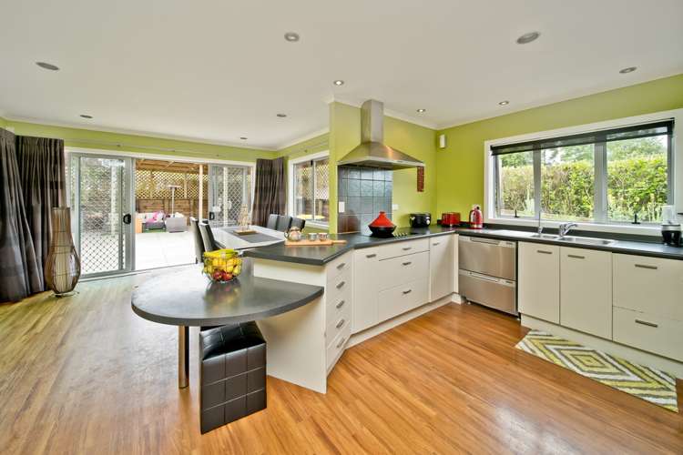 Kitchen and dining connection at 1/625 Peacockes Road · archived listing