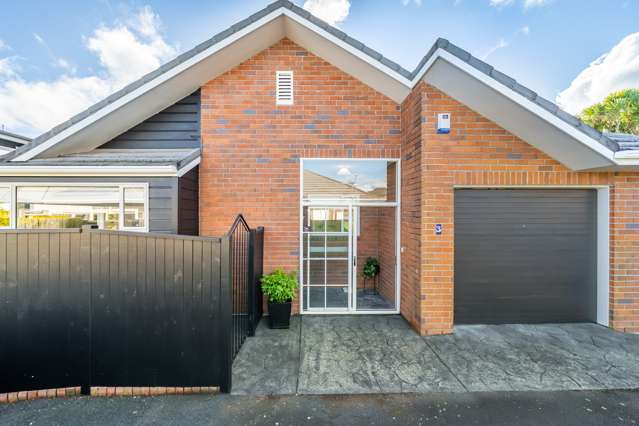 3/26 Myrtle Street Lower Hutt_1