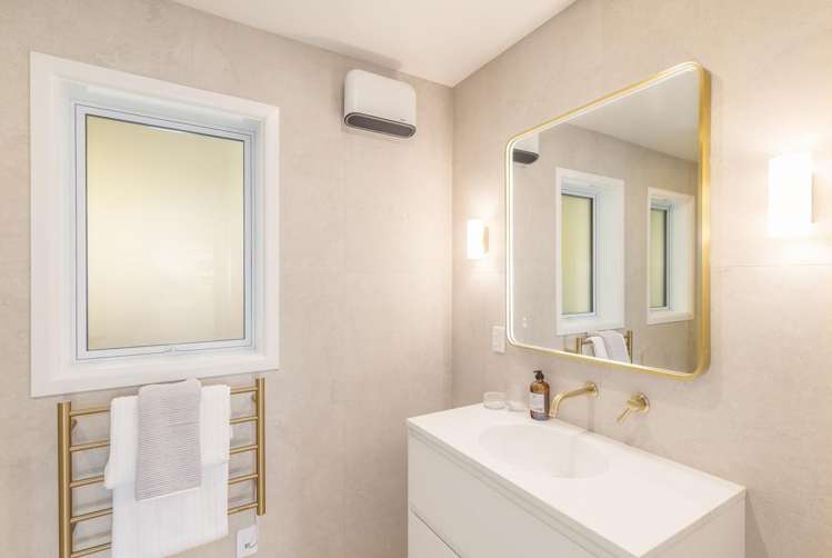 9 Soleares Avenue Mount Pleasant_16