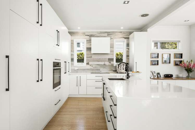 30 Warwick Avenue Westmere_11