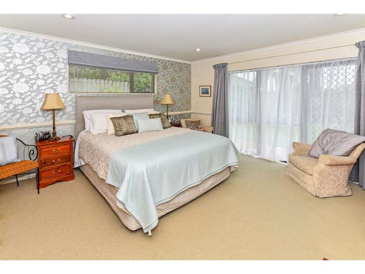 45 Lothian Brae Wattle Downs_13