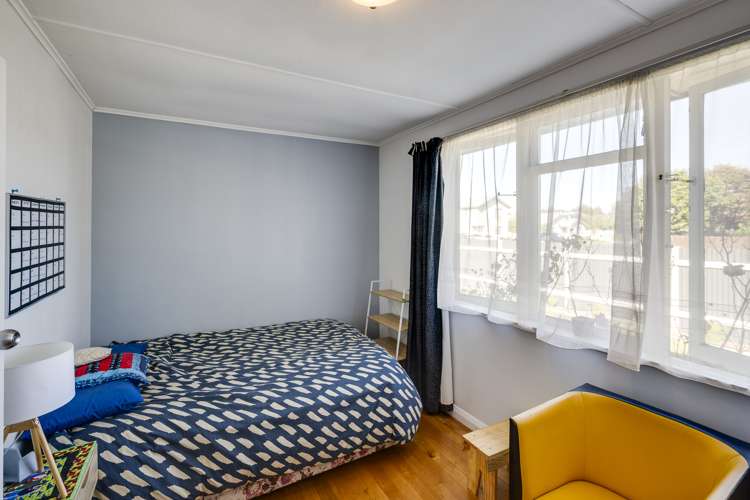 1240 Cunningham Crescent Mayfair_5