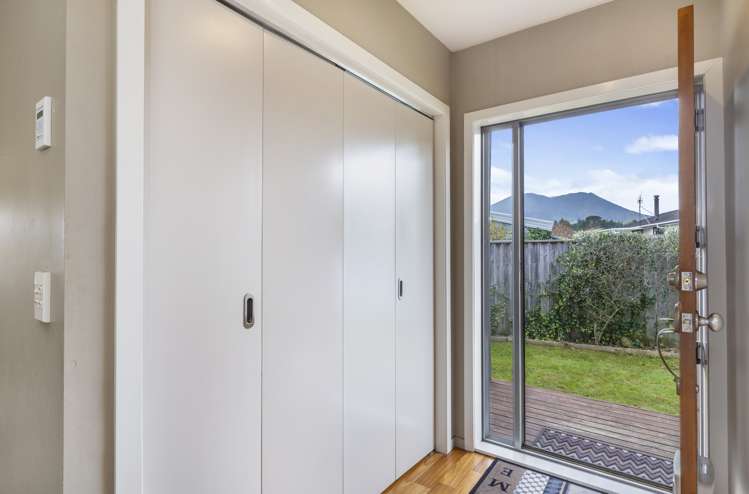 2/12 Glengarry Place Hilltop_16