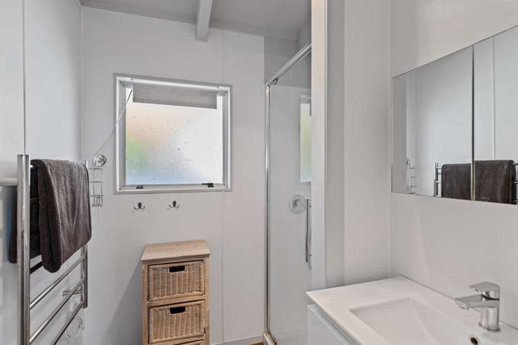 15 Pohutukawa Drive Pukete_10