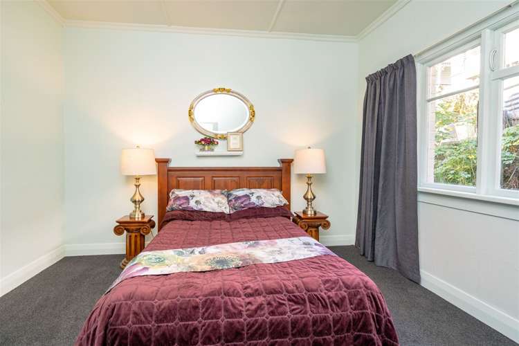 35 Easther Crescent Kew_10