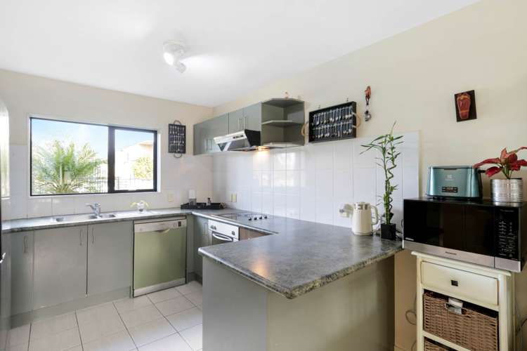 22a Charlenne Close Ranui_8