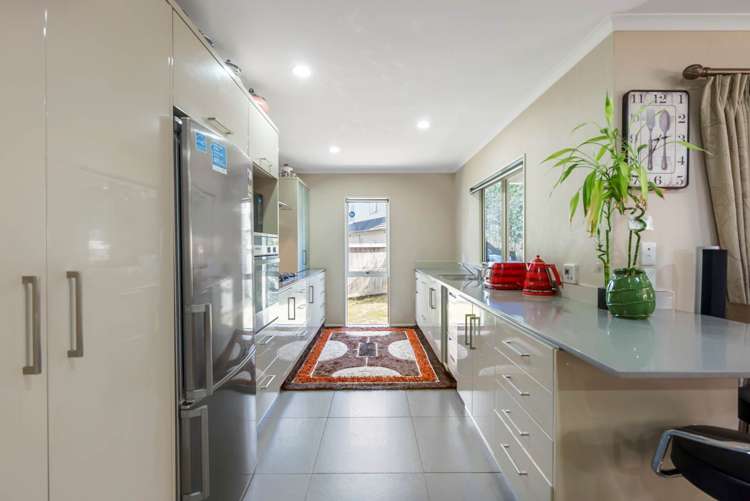 29 Seresin Crescent Flat Bush_17