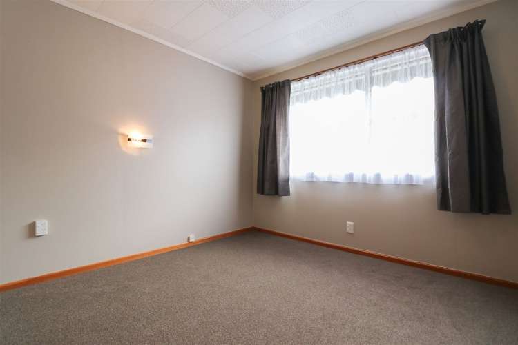 2/192 Church Street Timaru Central_5