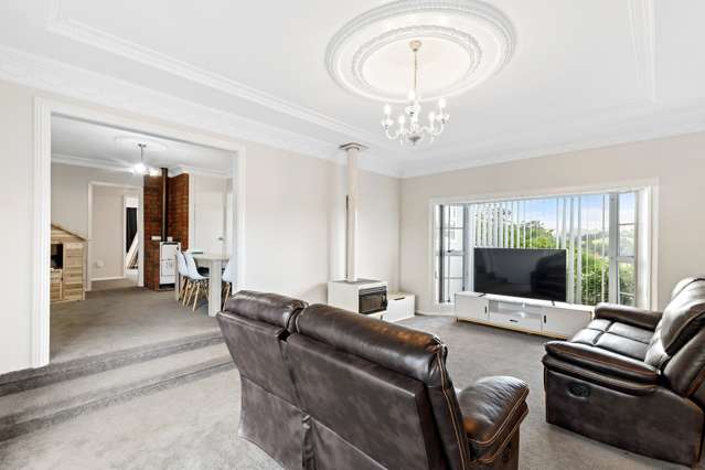 Space, Style & Views in the Kimihia Zone