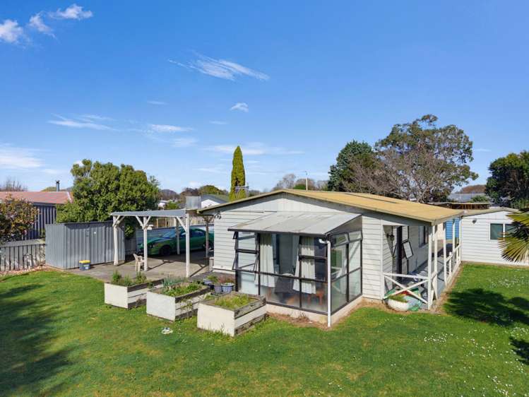 11 Oban Street Flaxmere_14