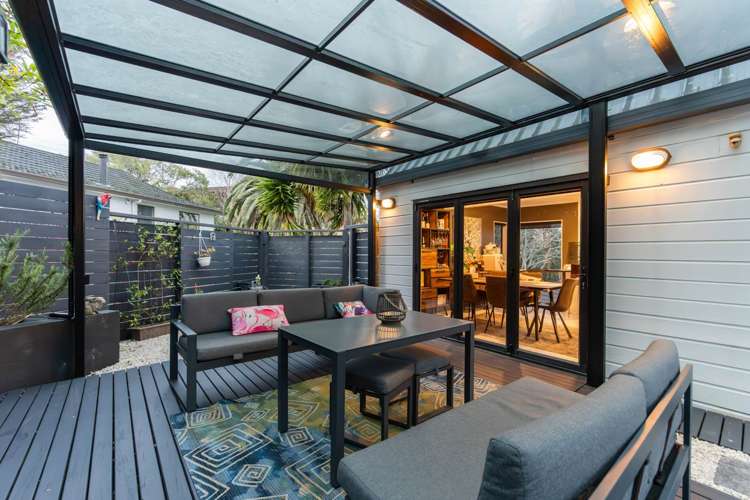 7 Jeanette Place Mairangi Bay_8