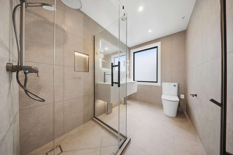 2A Rangitoto Terrace Milford_16
