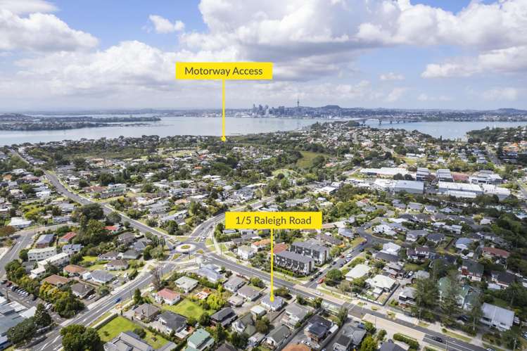 1/5 Raleigh Road Northcote_11