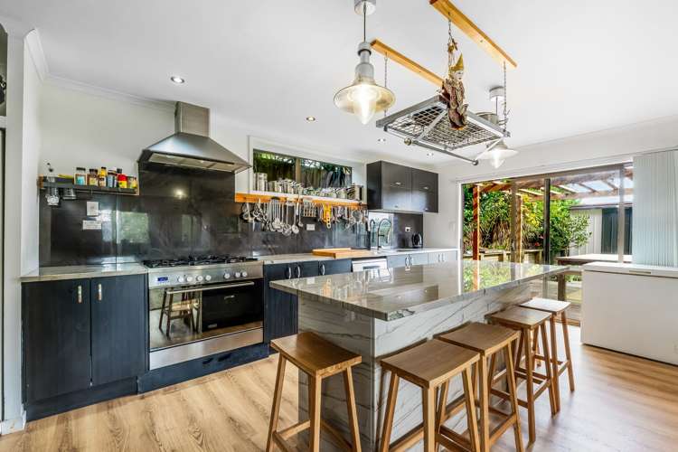 1/1 Sharon Road Browns Bay_1