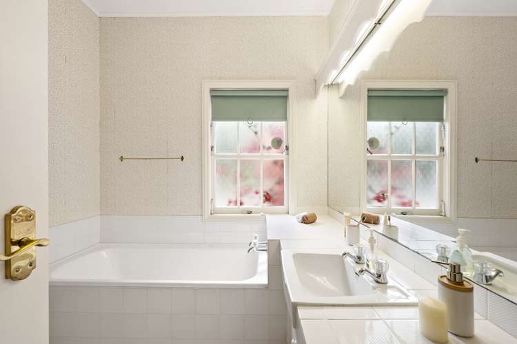 1a Seatoun Heights Road Miramar_16