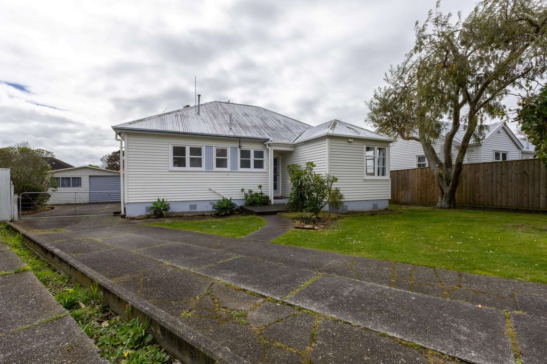 10 Rangiora Avenue Roslyn_0
