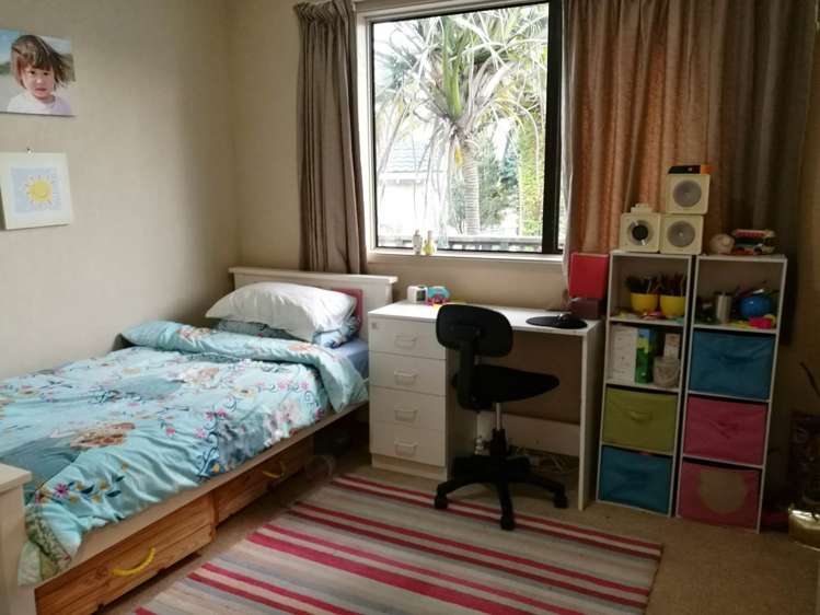 24 Nutsey Avenue Northcote_12