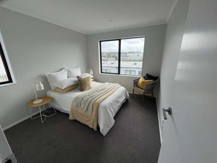 22 Kuku Avenue Red Beach_12