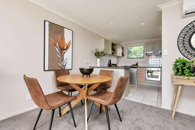 15/8 Monte Cassino Place Birkdale_3