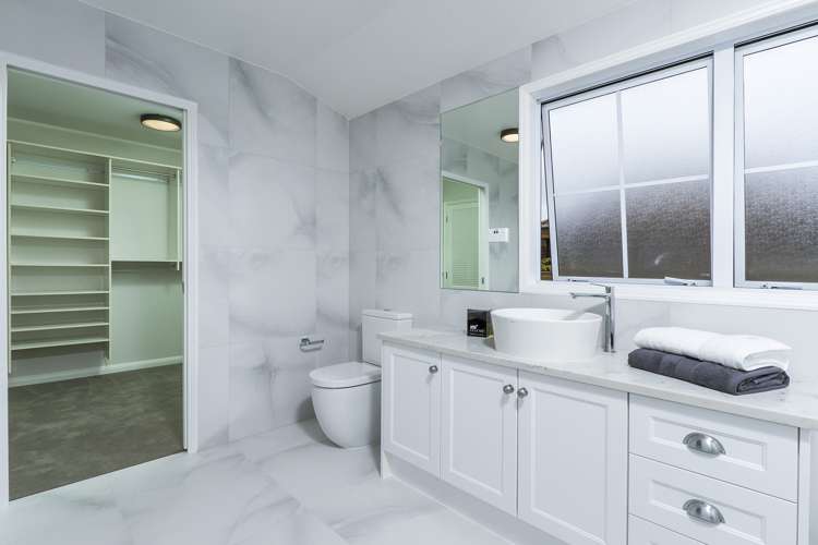 2/15 Saltburn Road Milford_15