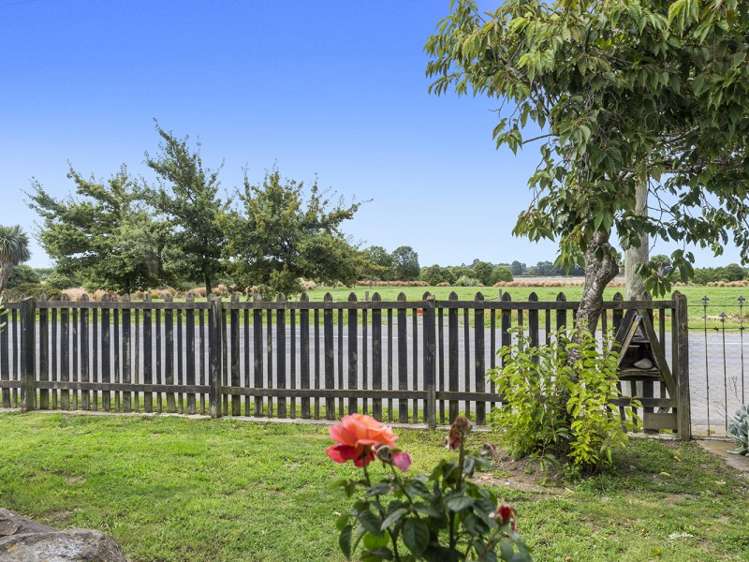 53 Kirk Road Templeton_11