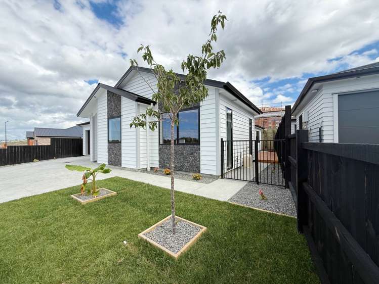 62 Tipu Crescent Milldale_1
