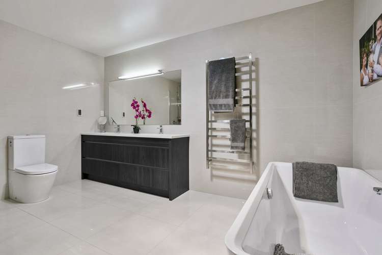 23 Blacks Road Greenhithe_13