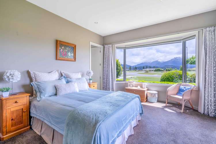 40 Breaksea Street Te Anau_16