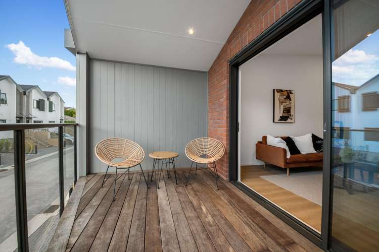 8/63A Owairaka Avenue Mount Albert_18