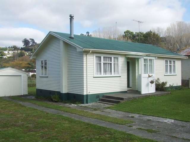 8 Puripuri Street Taihape and Surrounds_4