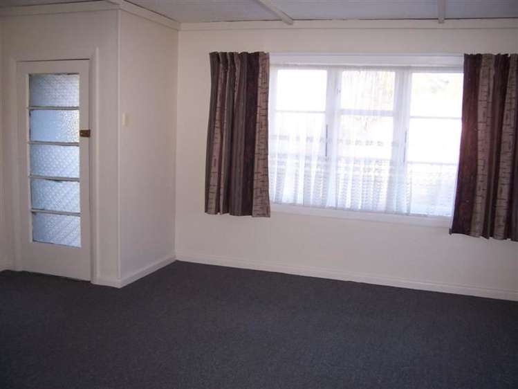 14 Inverness Street Dunollie_4